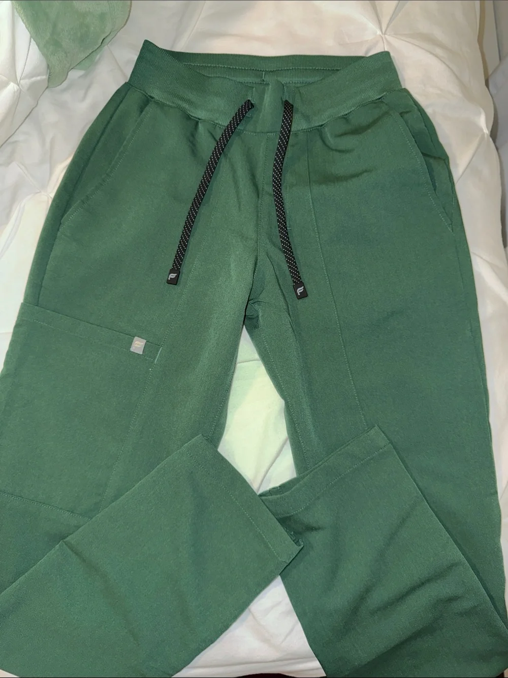 FABLETICS matching scrub set XXS